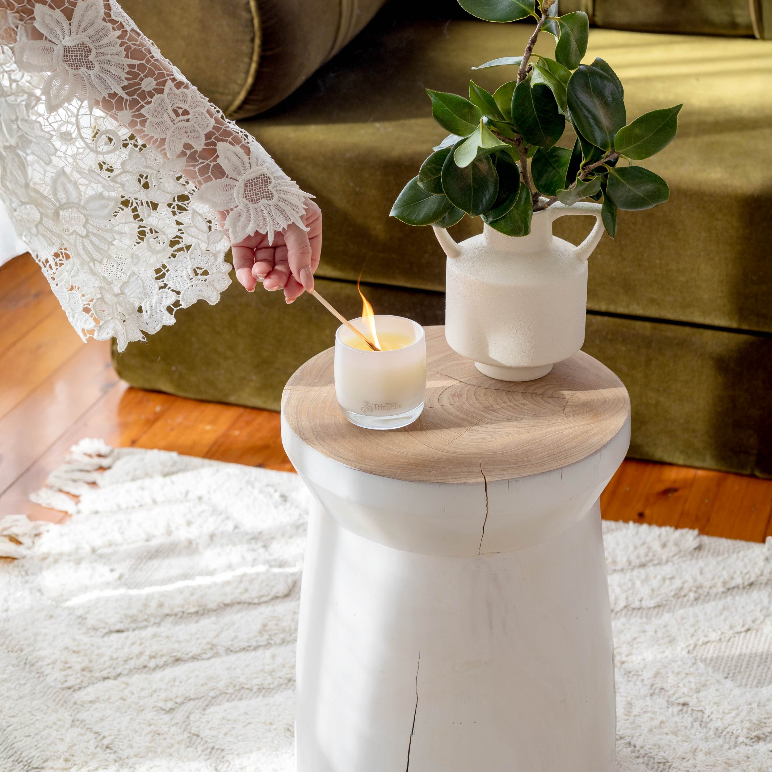 Cotton Candy, Vanilla Nectar, Musk, Toffee <br> Scented Soy Candle | 140gm