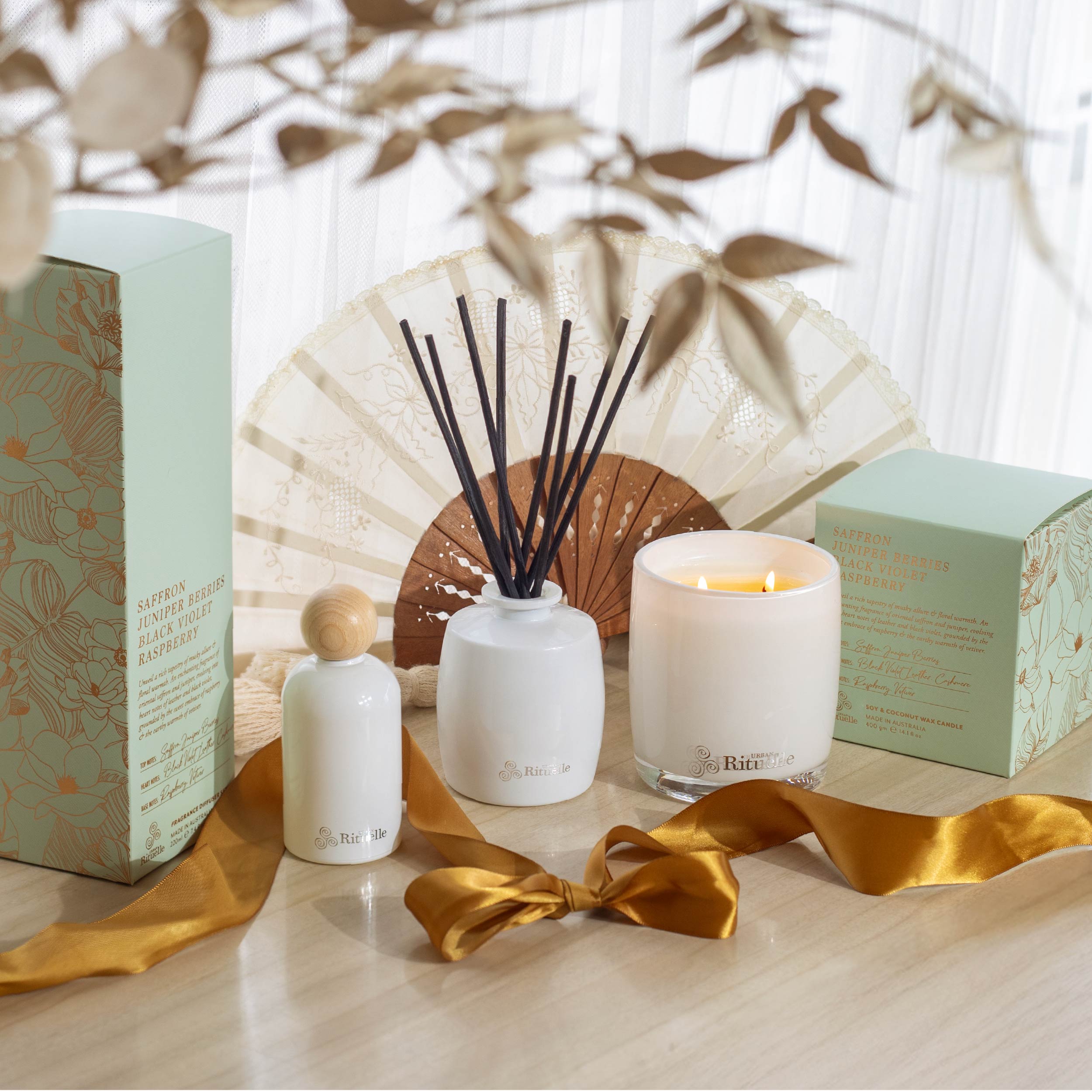 Saffron, Juniper Berries, Black Violet, Raspberry<br> Scented Soy Candle | 140gm