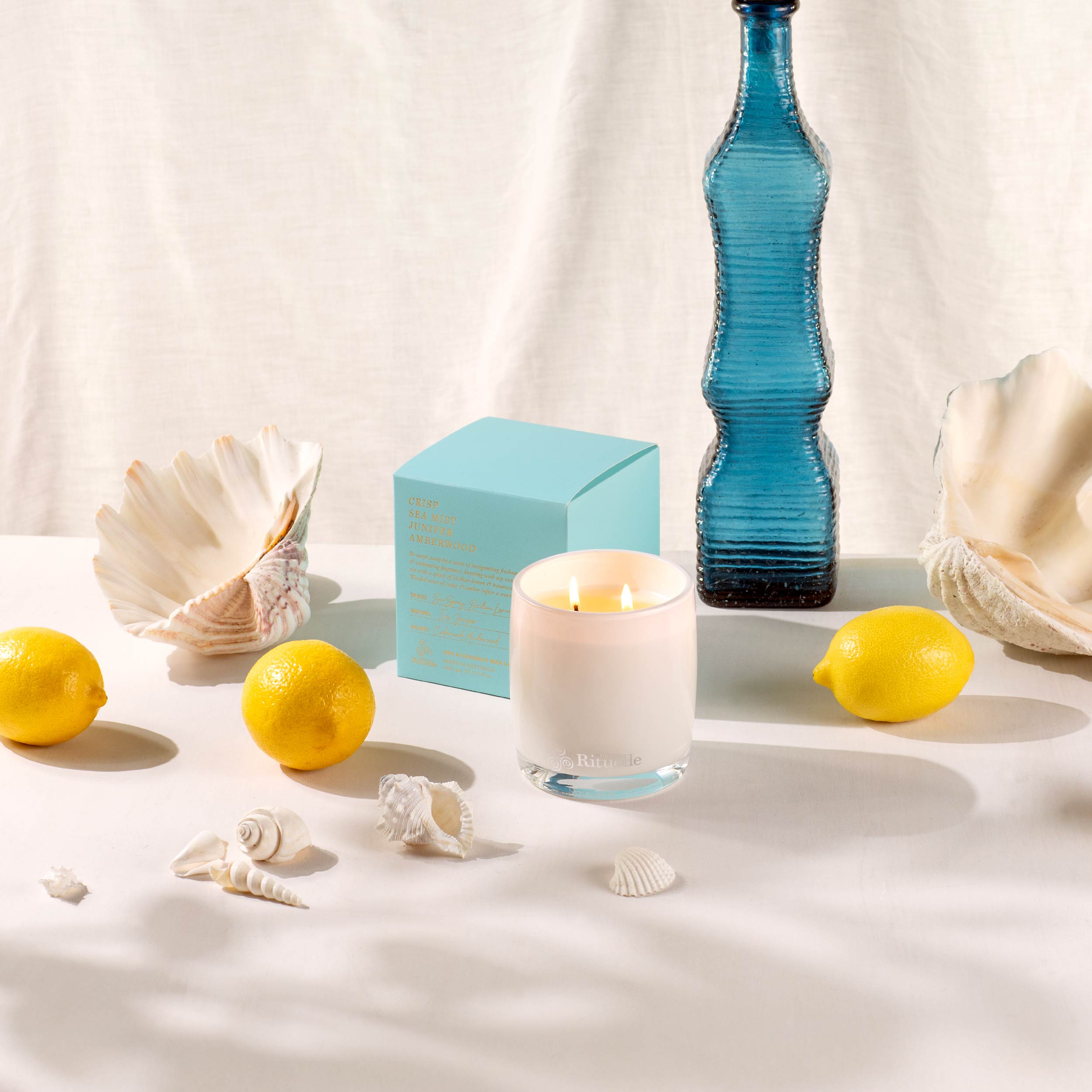 Crisp Sea Mist, Juniper, Amberwood<br> TESTER: Scented Soy Candle | 140gm