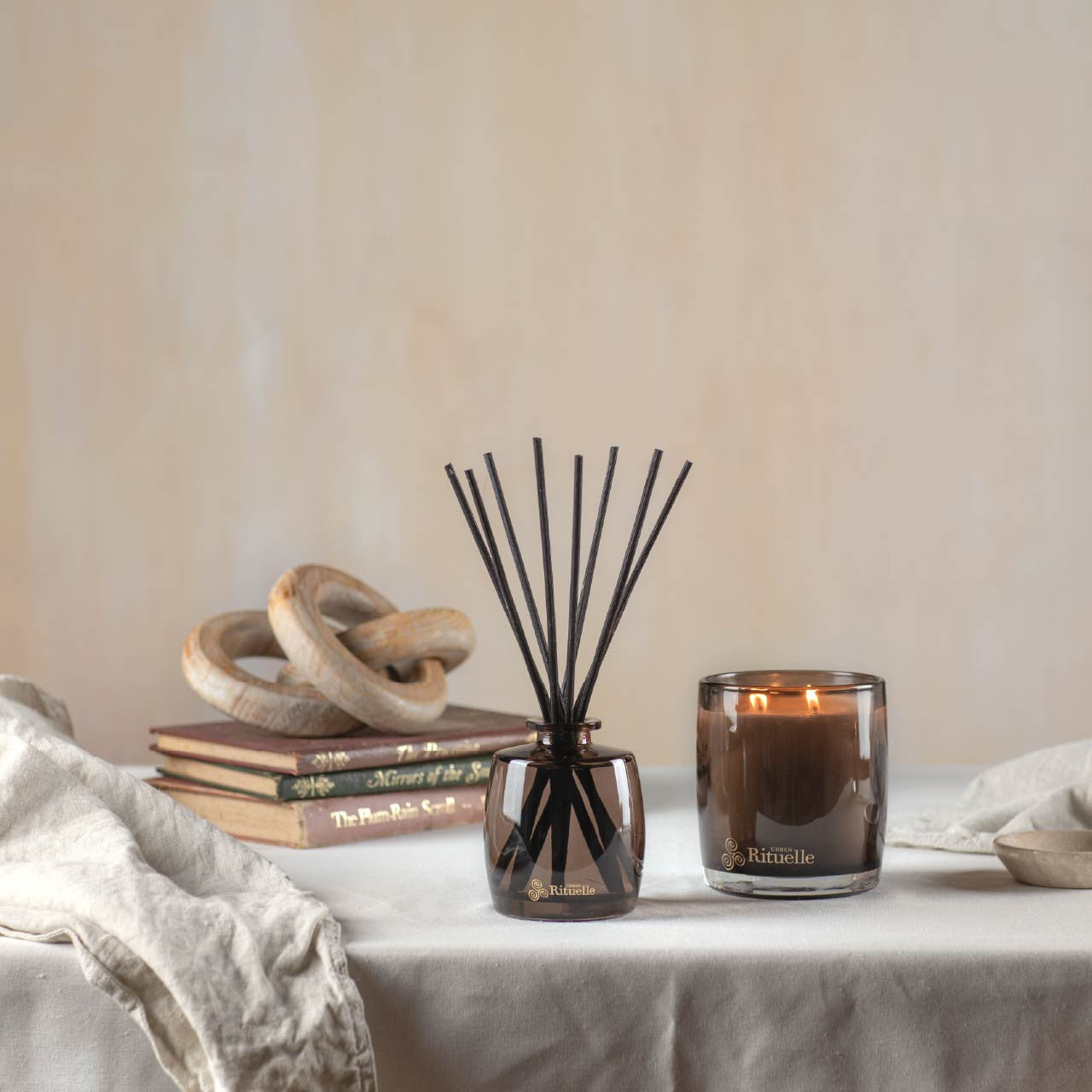 Spiced Tonka, Cacao Pod<br> TESTER: Scented Soy Candle - 400gm