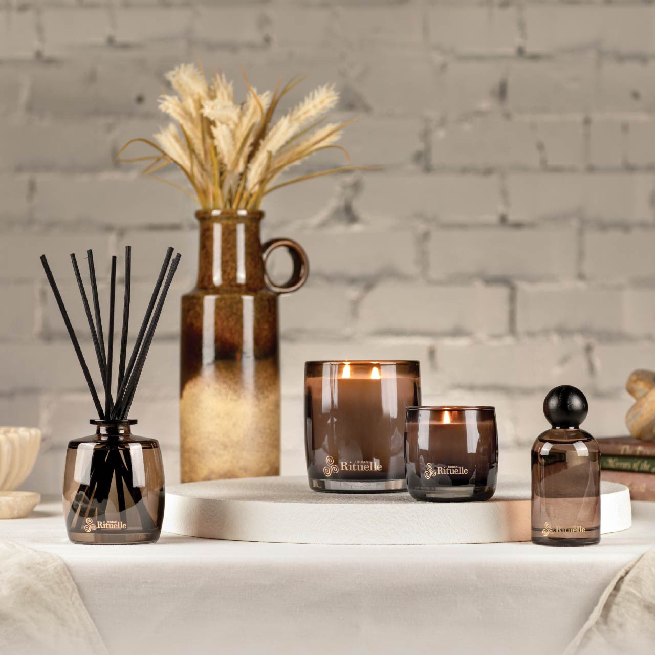 Spiced Tonka, Cacao Pod<br> TESTER: Scented Soy Candle - 400gm