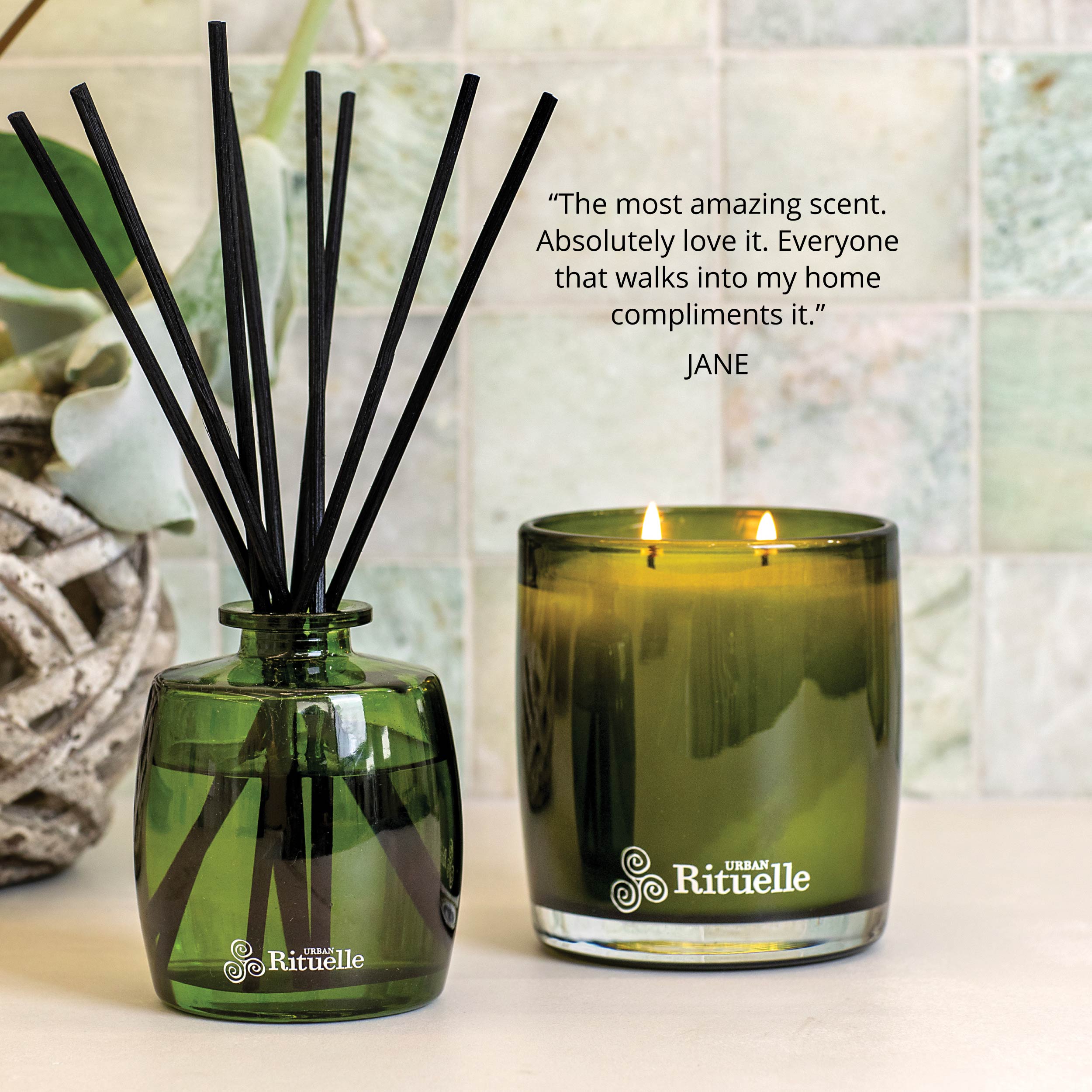 Lemongrass, Lemon Myrtle, Grapefruit & Eucalyptus<br> Scented Soy Candle | 400gm