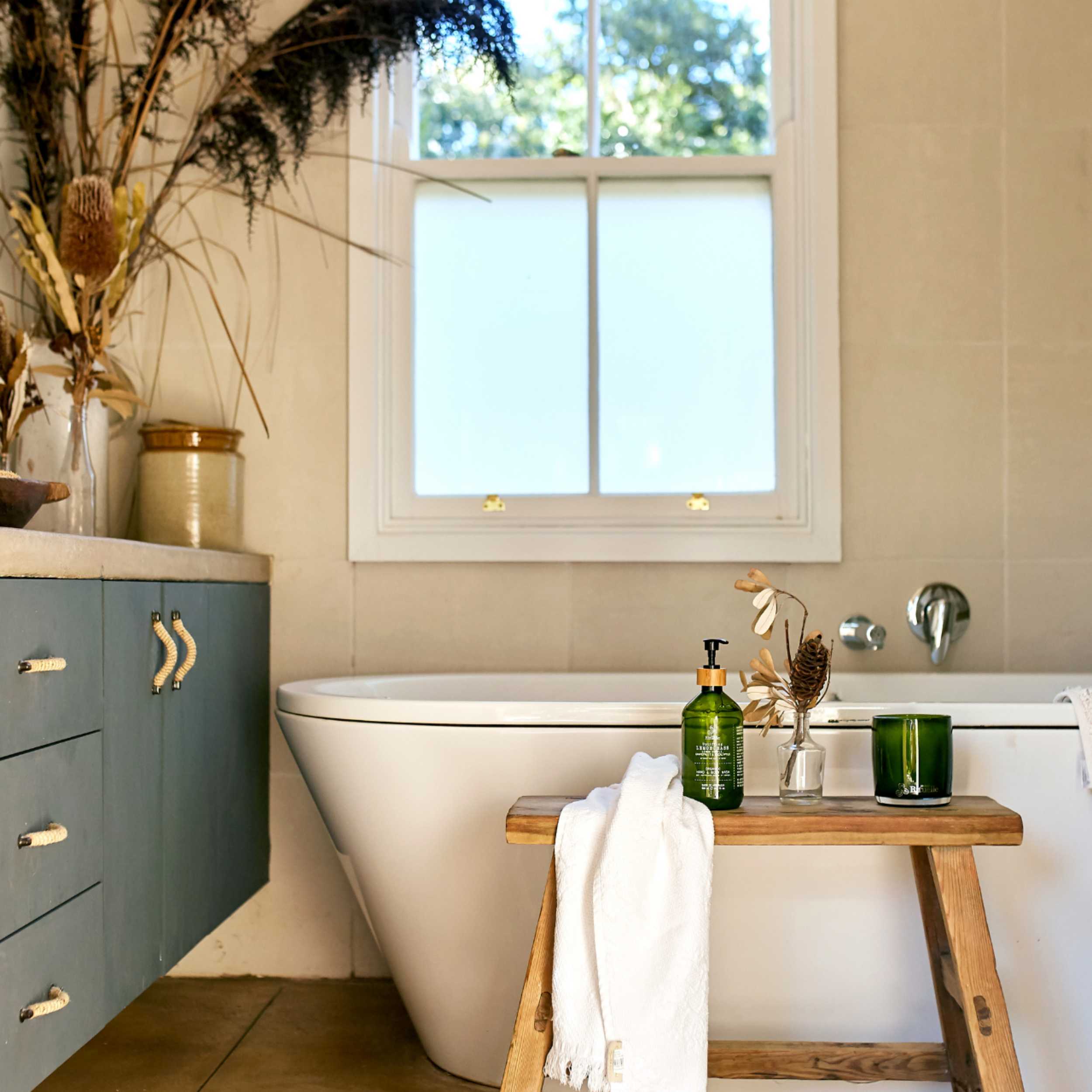 Lemongrass, Lemon Myrtle, Grapefruit & Eucalyptus<br> Hand & Body Lotion | 500ml