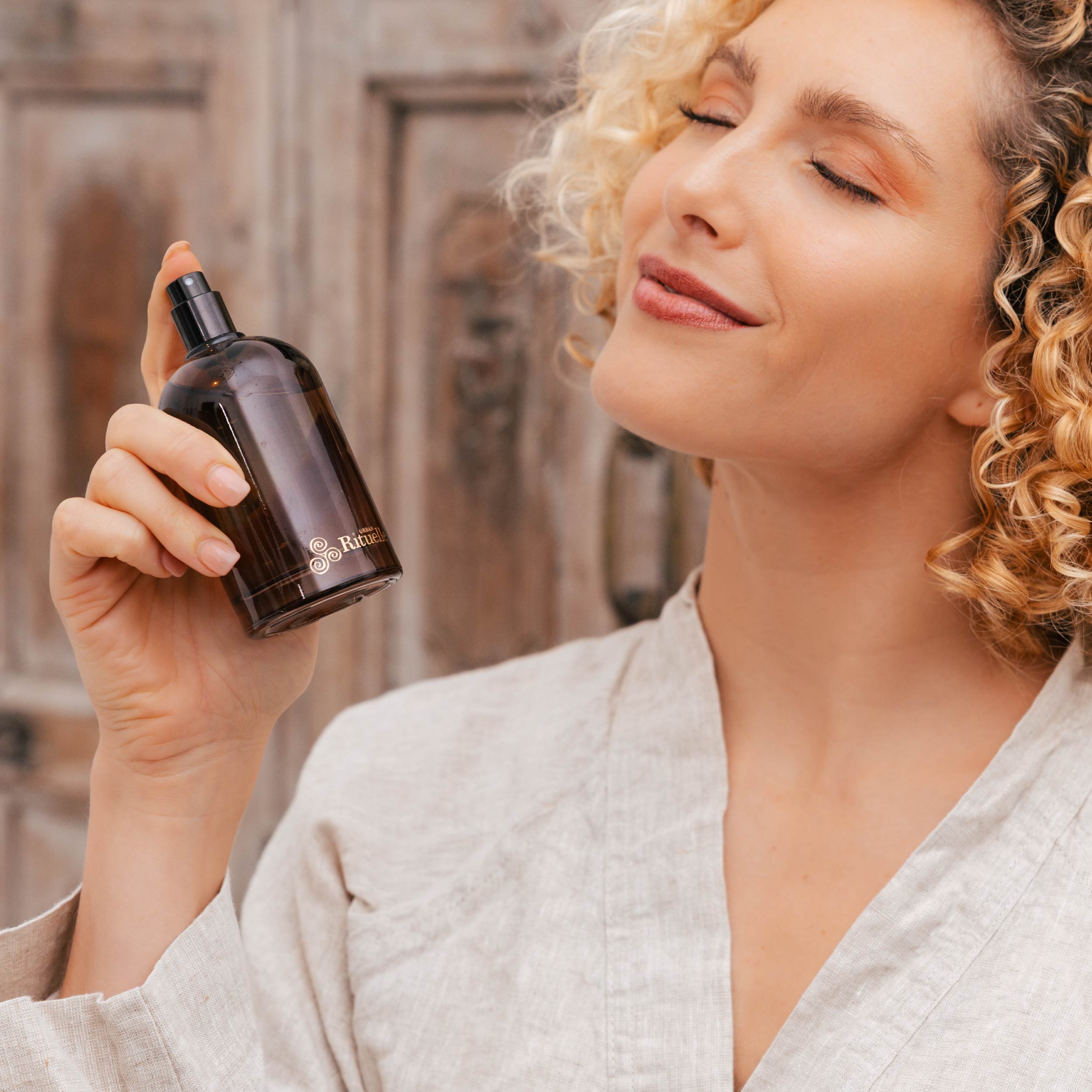 Velvet Rose Garden, Patchouli, Amber<br> Room & Linen Mist | 100ml