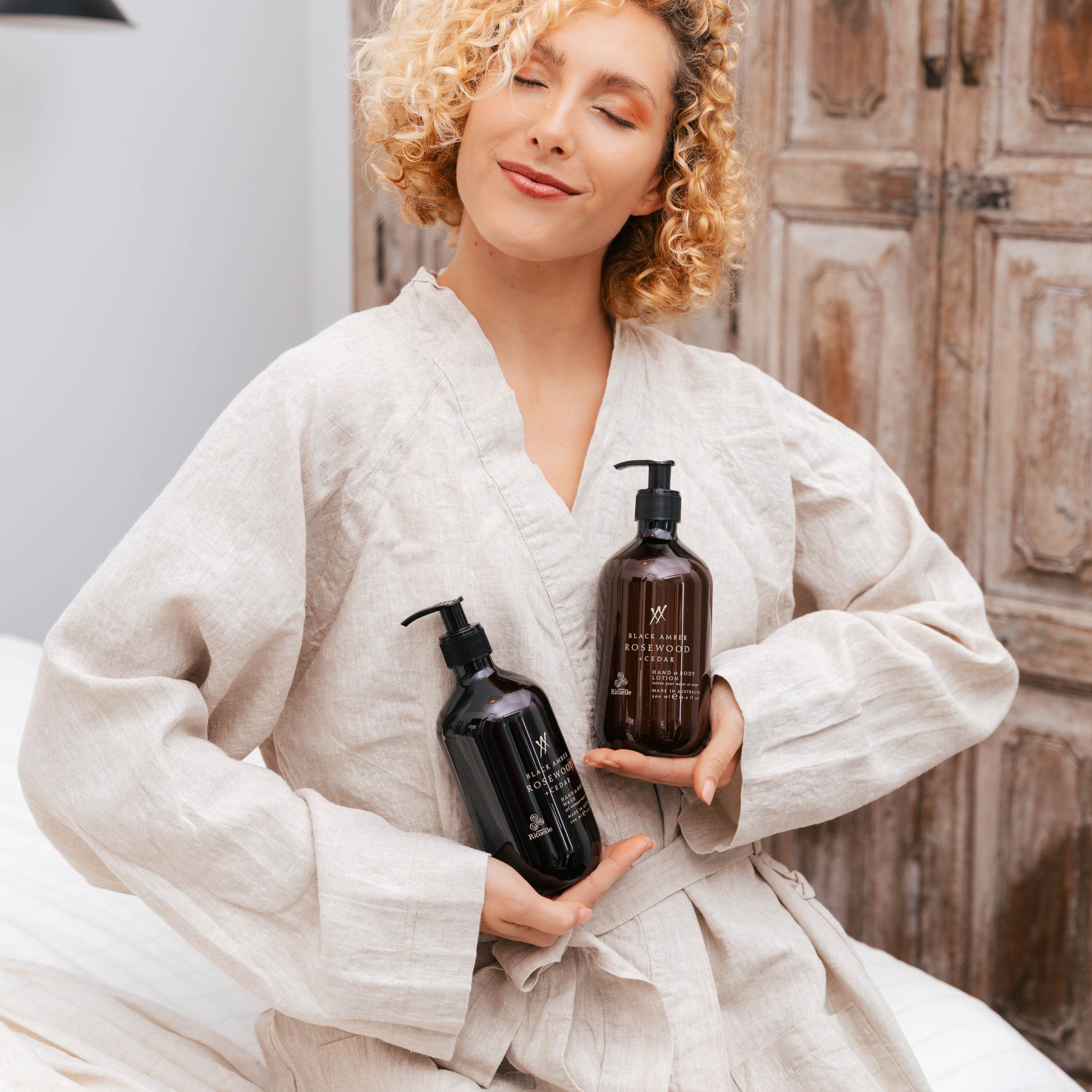 Black Amber, Rosewood & Cedar<br> Hand & Body Wash | 500ml