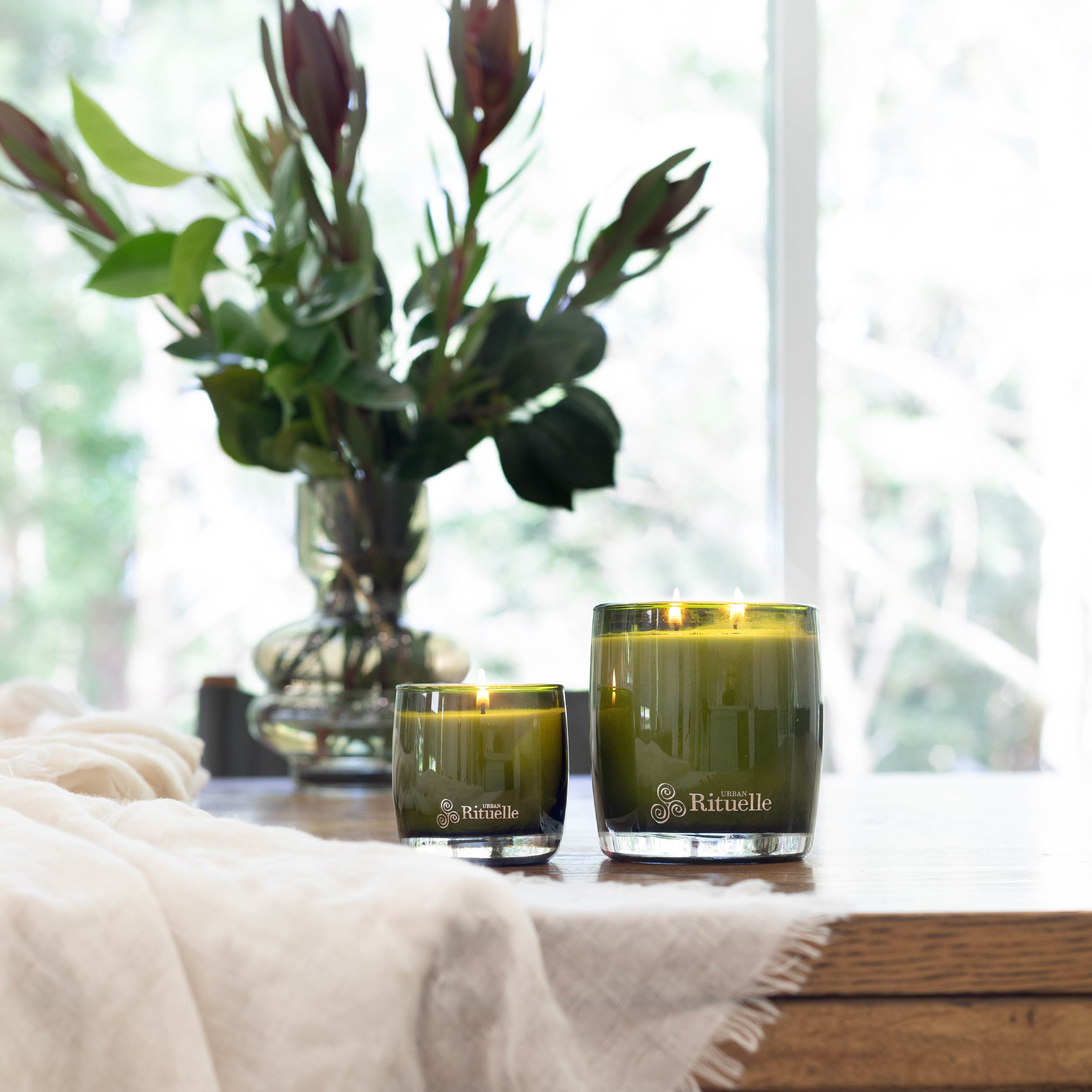 Lemongrass, Lemon Myrtle, Grapefruit & Eucalyptus<br> Scented Soy Candle | 400gm