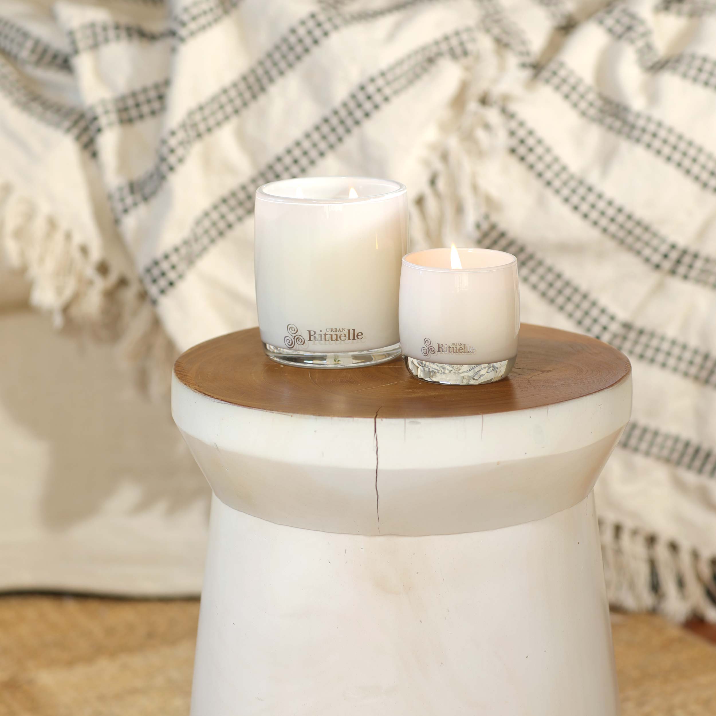 Cotton Candy, Vanilla Nectar, Musk, Toffee <br>TESTER: Scented Soy Candle | 140gm