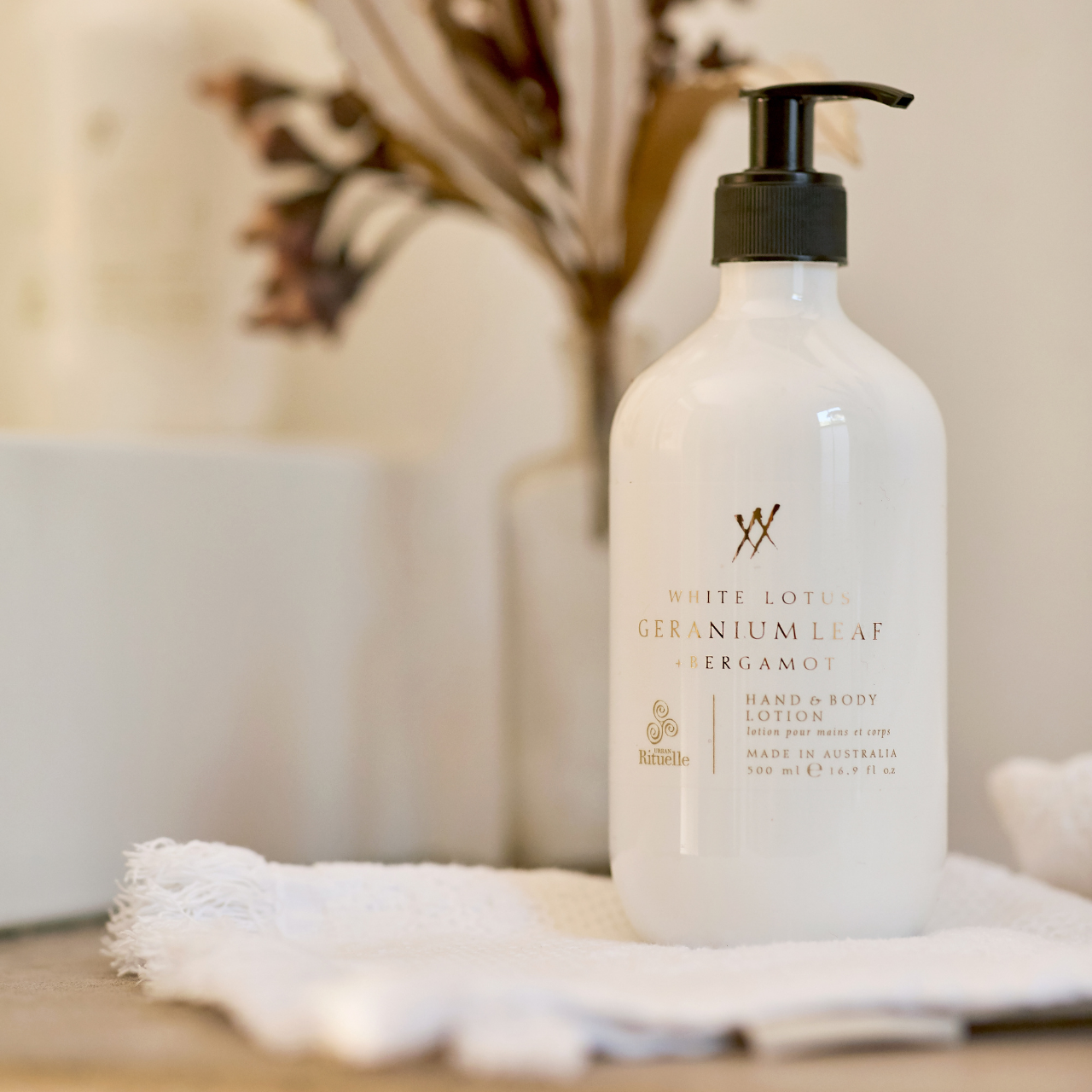 White Lotus, Geranium Leaf & Bergamot<br> Hand & Body Lotion | 500ml