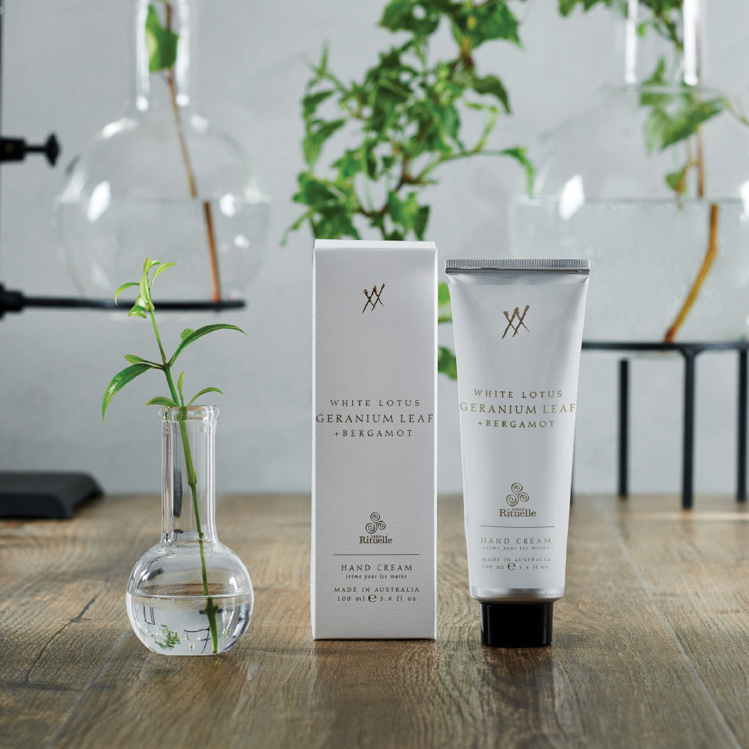 White Lotus, Geranium Leaf & Bergamot<br>Signature Gift Set