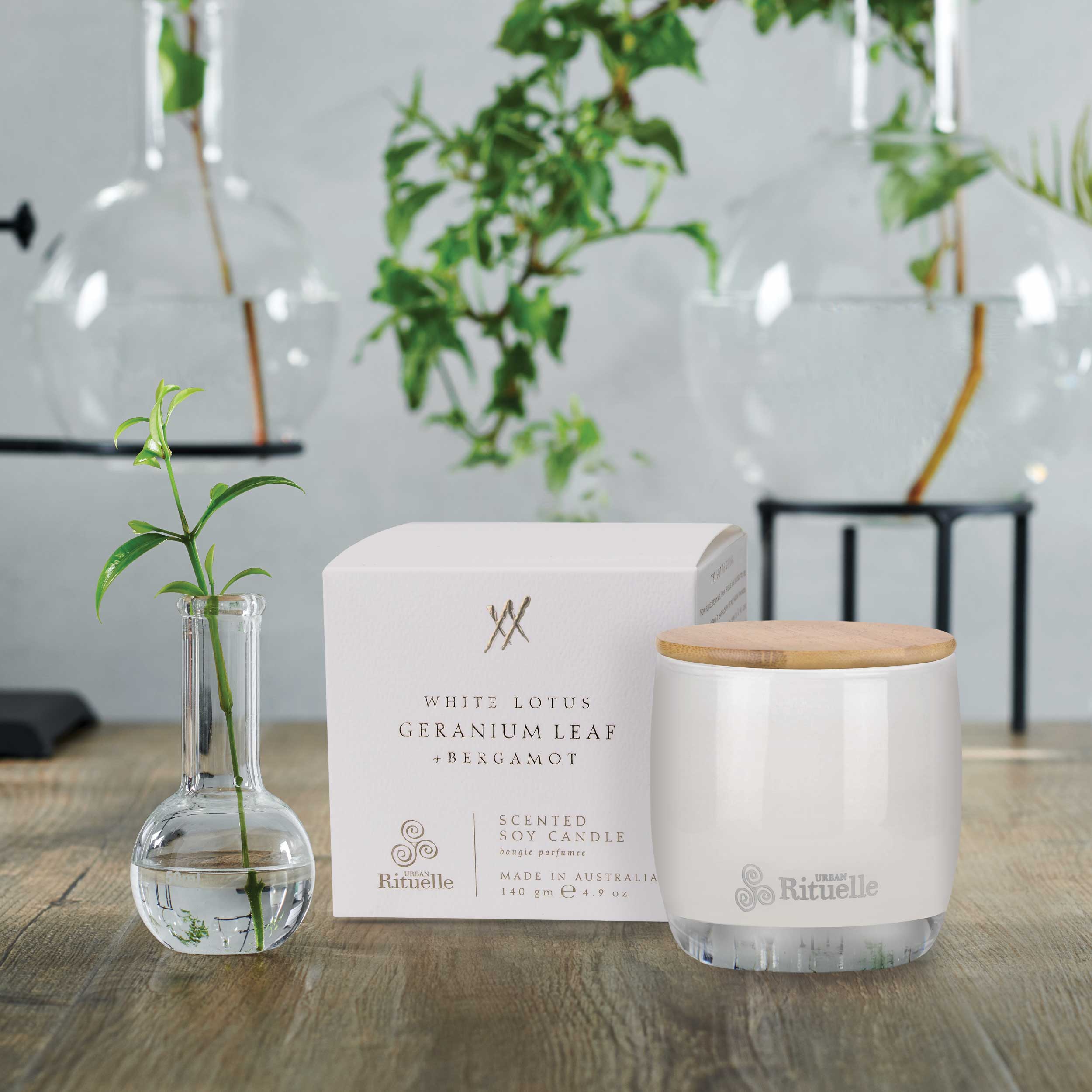 White Lotus, Geranium Leaf & Bergamot<br> Scented Soy Candle | 140gm