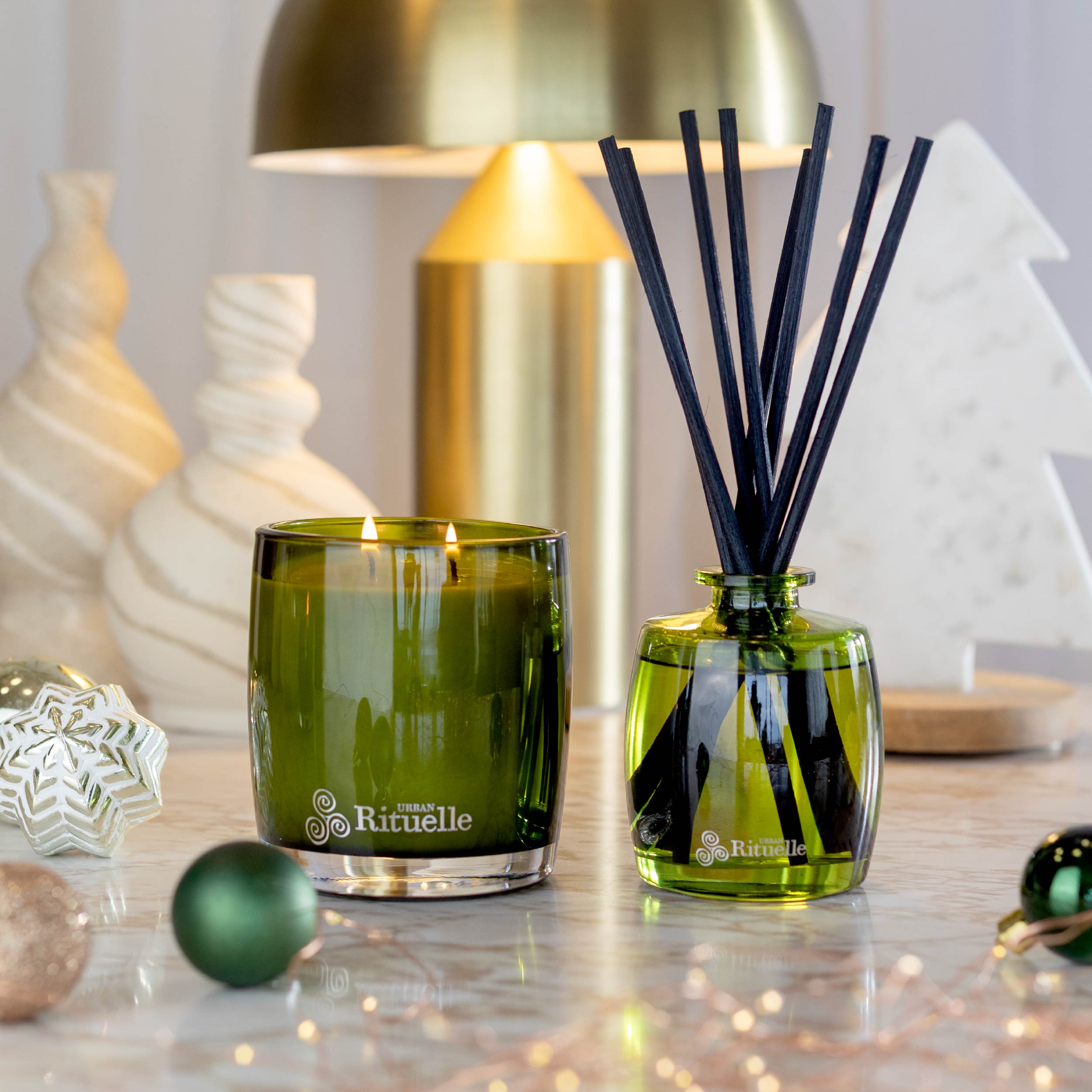 Sea Salt, Lemon Myrtle + Native Pine <br> Scented Soy Candle | 400gm